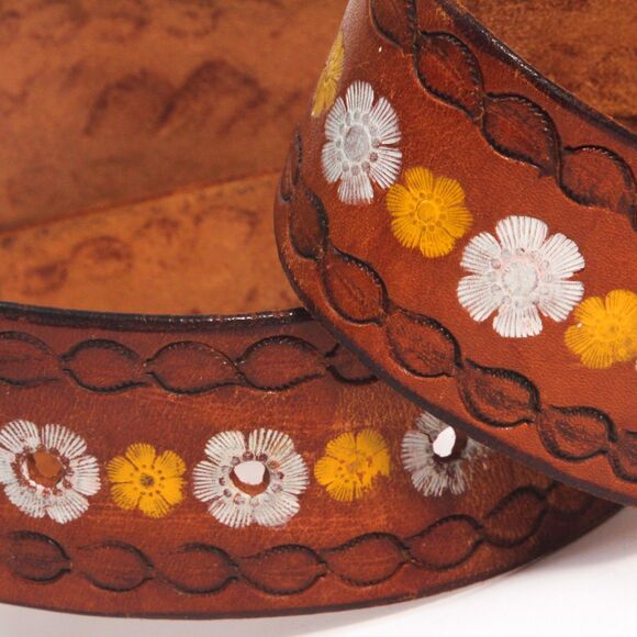 Cesar Ugarte Vintage Boho Western Painted Flower Hand Tooled Leather Belt, 30\